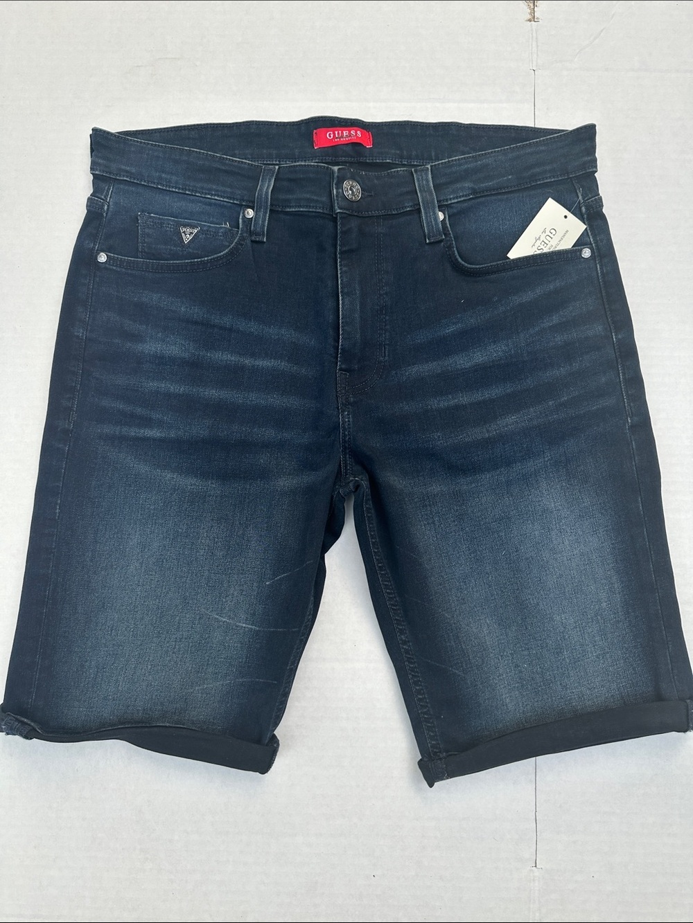 New GUESS Men's Dark Indigo Rolled-Hem Denim Shorts